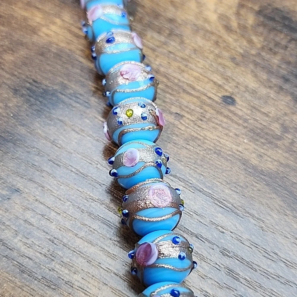 Light Blue Wedding cake Beads Strands - Picture 2 of 3